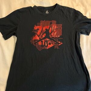 Men's Black Graphic T-Shirt Nike large jumpman logo 72 10 red rare